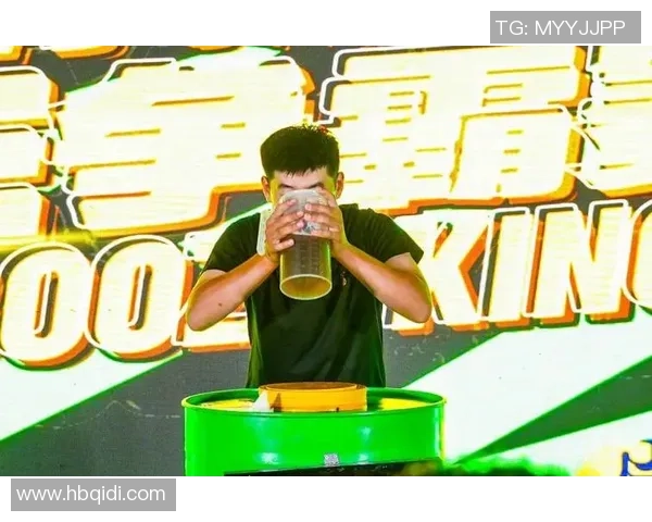 足球巨星赛后畅饮啤酒展现豪迈个性引发球迷热烈讨论